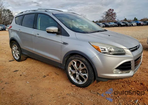 2013 Ford Escape Titanium z USA, uszkodzony, nr VIN 1FMCU9J97DUC68069